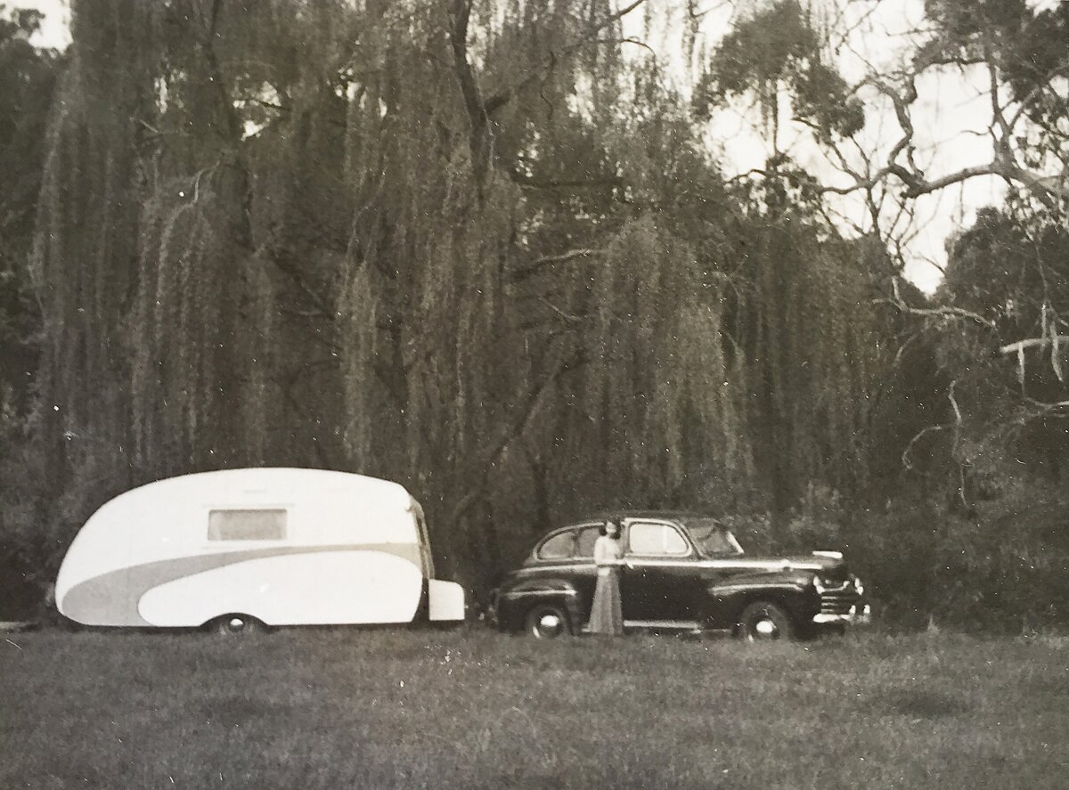 vintage caravan sundowner